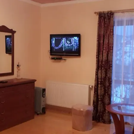 Orman Evi у вишкові *